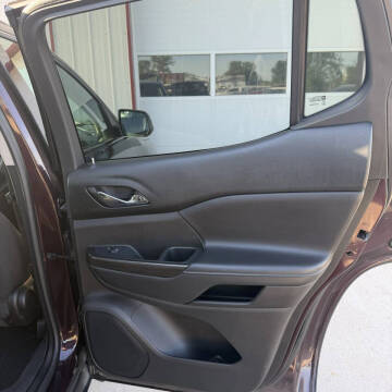 2017 GMC Acadia SLE-2