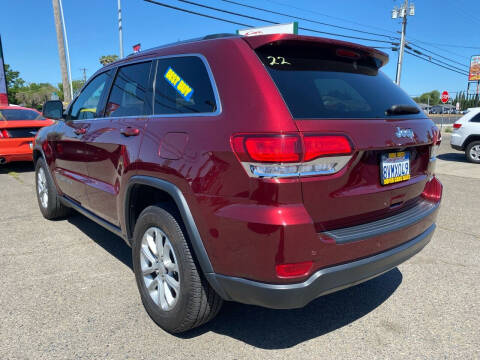 2021 Jeep Grand Cherokee Laredo E