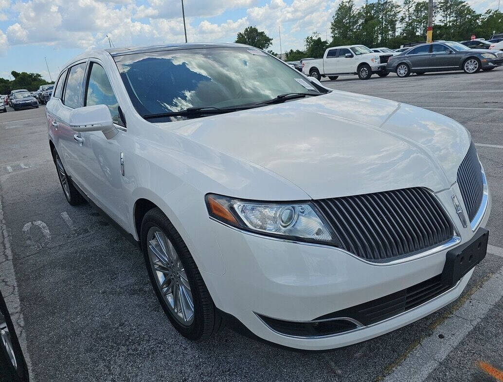 2016 Lincoln MKT for sale at Putnam Motors in Pomona Park, FL