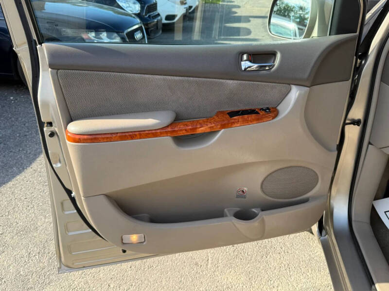 2006 Toyota Sienna