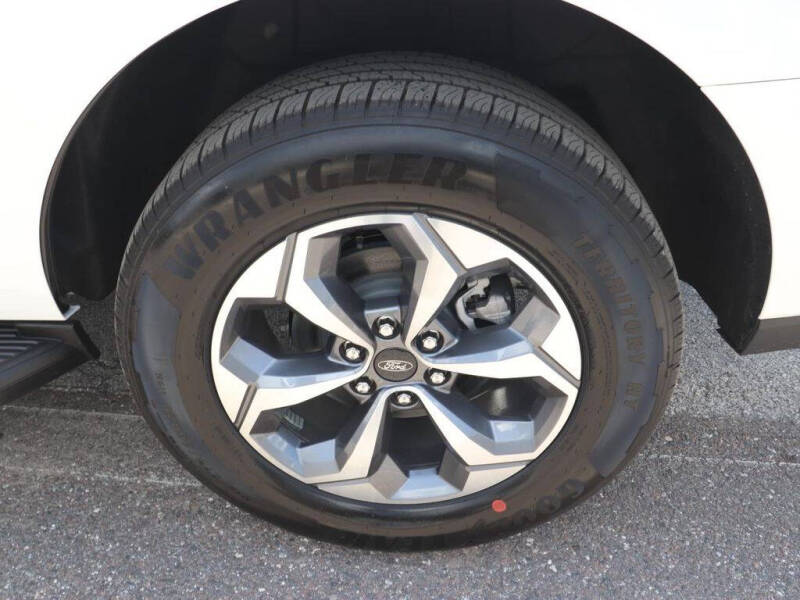 2027 Ford Expedition Active