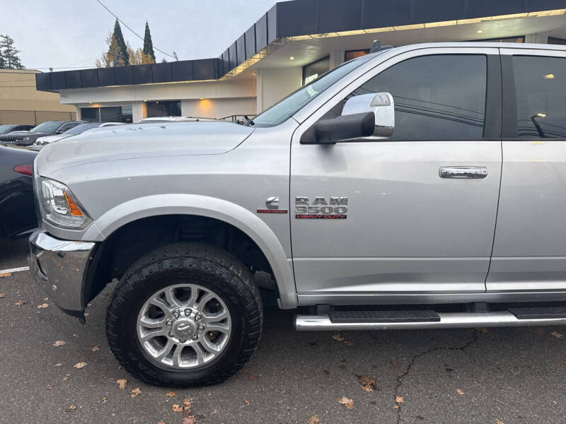 2017 RAM 3500 Laramie