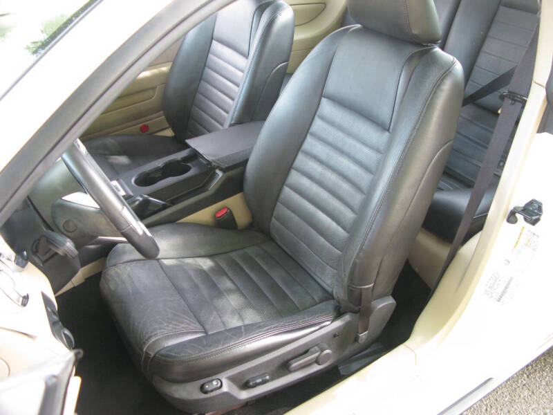 2007 Ford Mustang V6 Premium