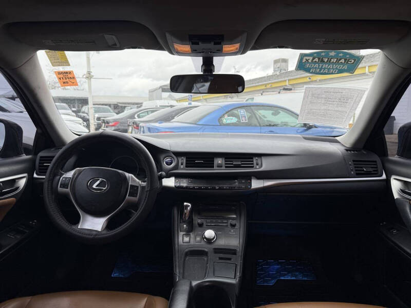 2013 Lexus CT 200h