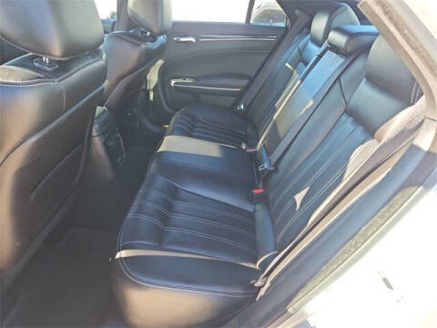 2023 Chrysler 300 S V6