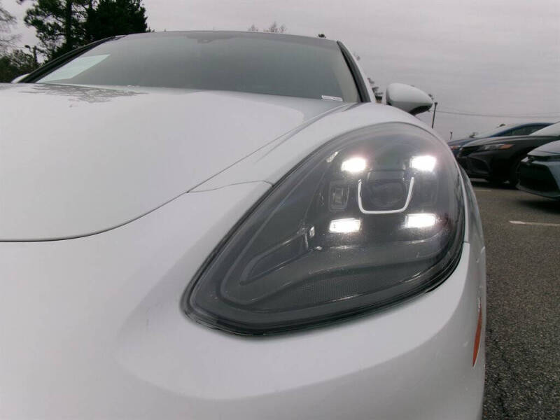 2018 Porsche Panamera 4