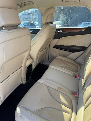 2017 Lincoln MKC Select