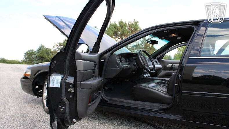 2004 Mercury Marauder