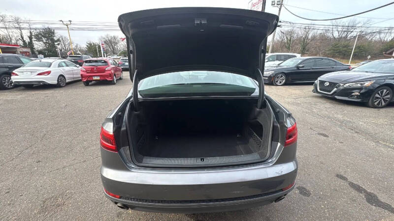 2017 Audi A4 2.0T quattro Premium Plus