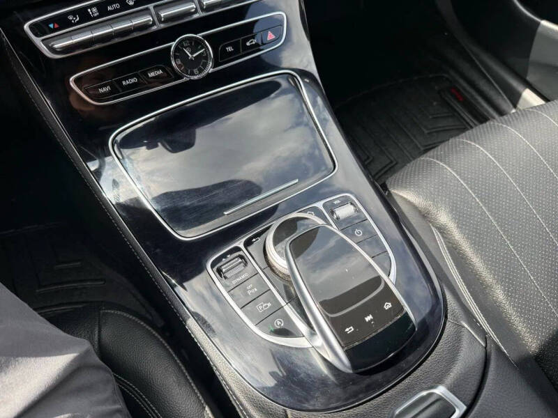 2017 Mercedes-Benz E-Class E 300 4MATIC