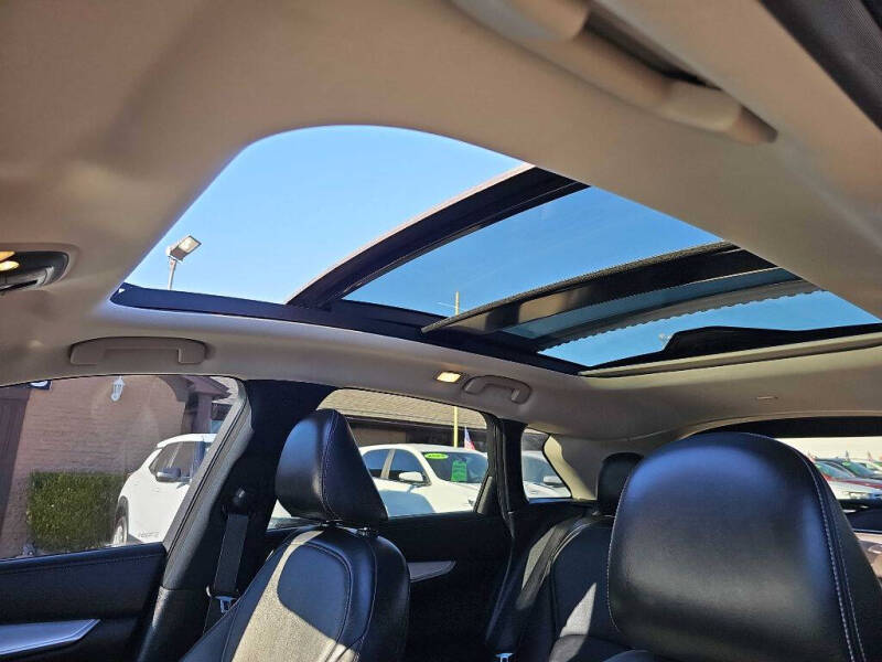 2019 Infiniti QX50 Essential