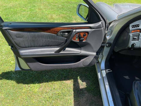 2002 Mercedes-Benz E-Class E 320 4MATIC