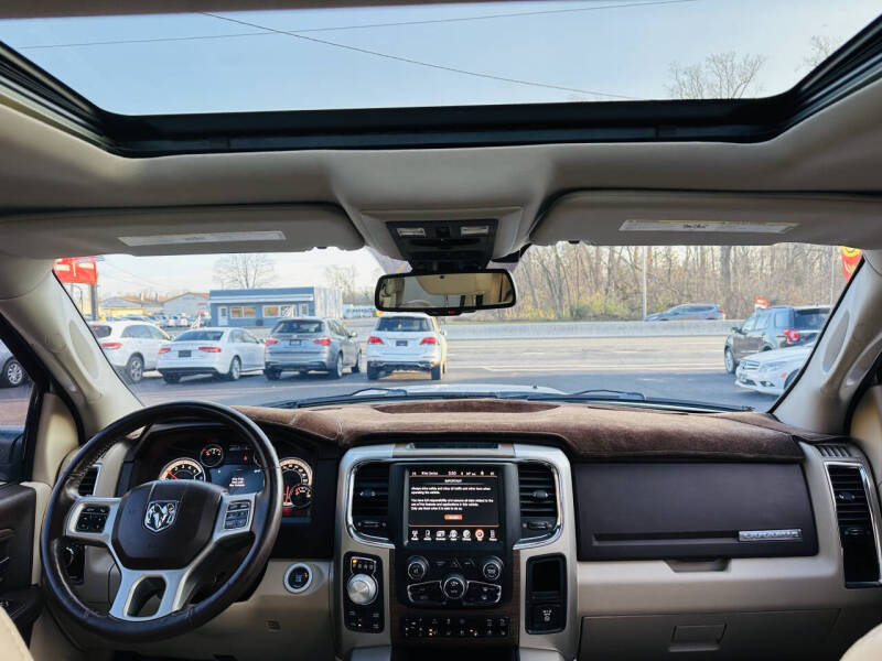 2014 RAM 1500 Laramie