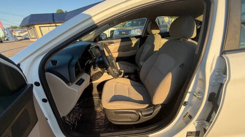 2019 Hyundai Elantra