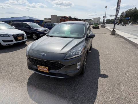 2020 Ford Escape Titanium