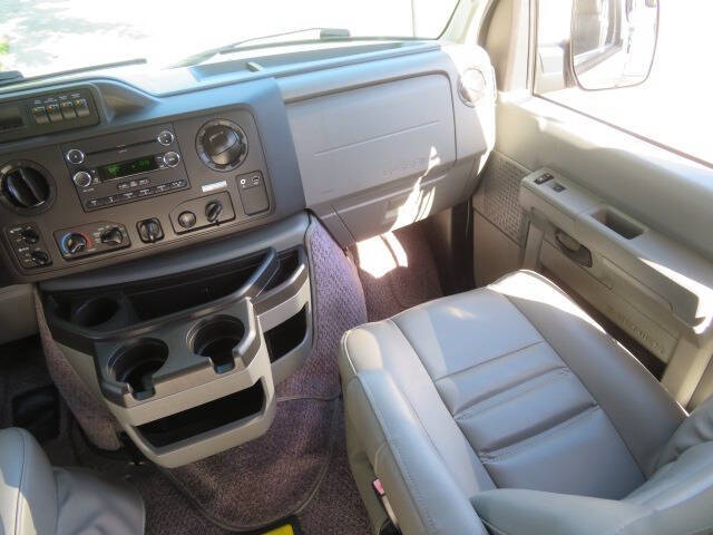 2013 Ford E-Series E-150