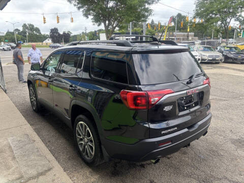 2017 GMC Acadia SLT-1