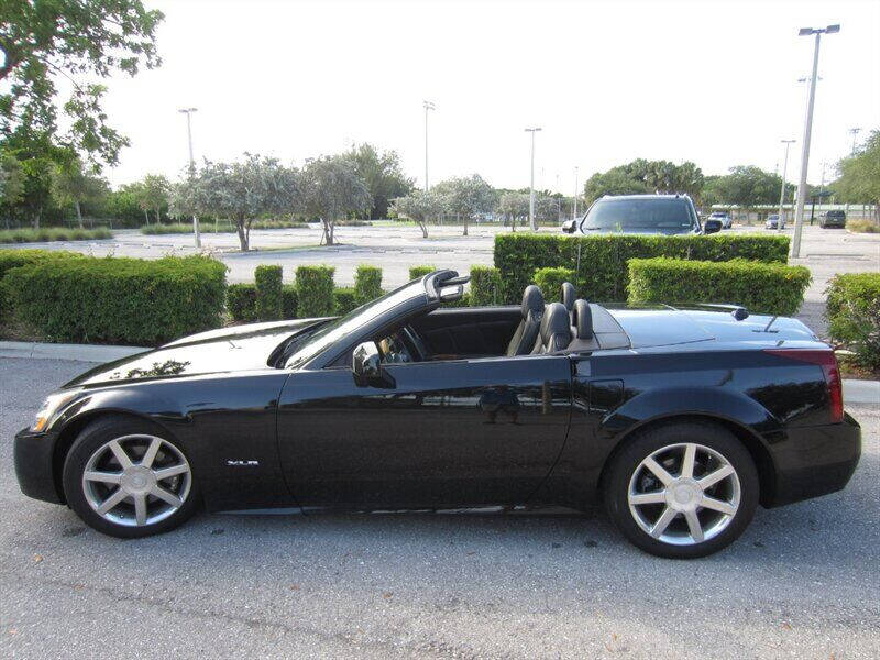 2004 Cadillac XLR
