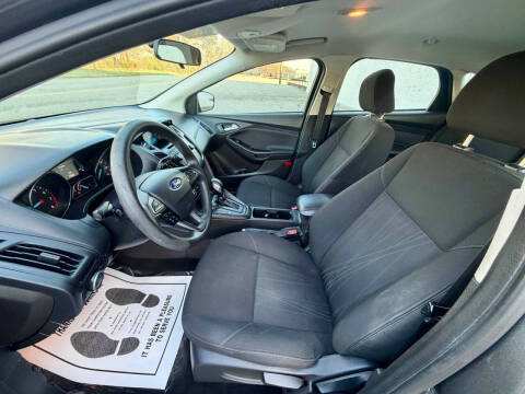 2017 Ford Focus SE