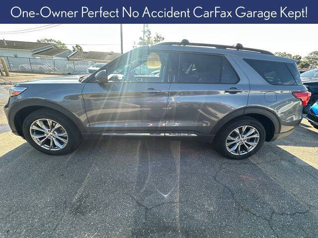 Used 2022 Ford Explorer XLT with VIN 1FMSK8DH6NGB71976 for sale in Lighthouse Point, FL