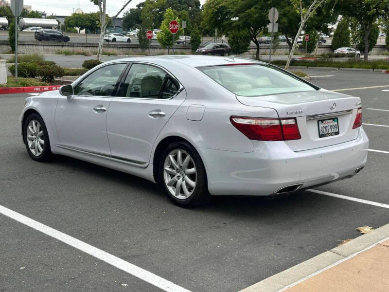 2008 Lexus LS 460