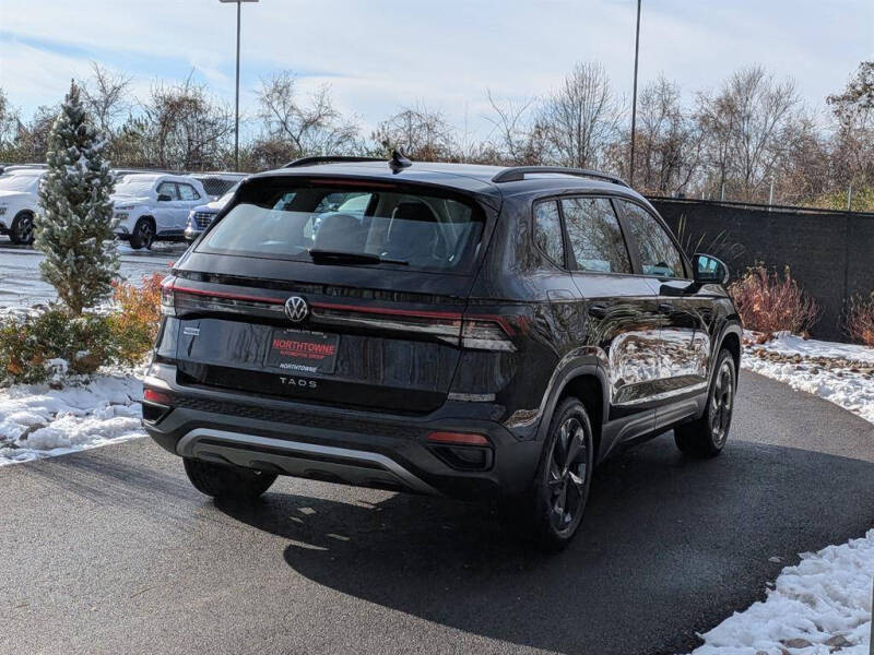 2025 Volkswagen Taos S