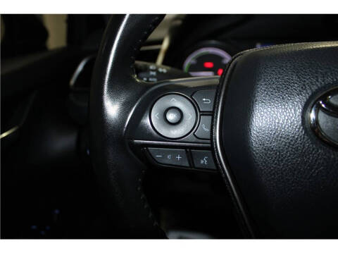 2022 Toyota Camry Hybrid SE Nightshade