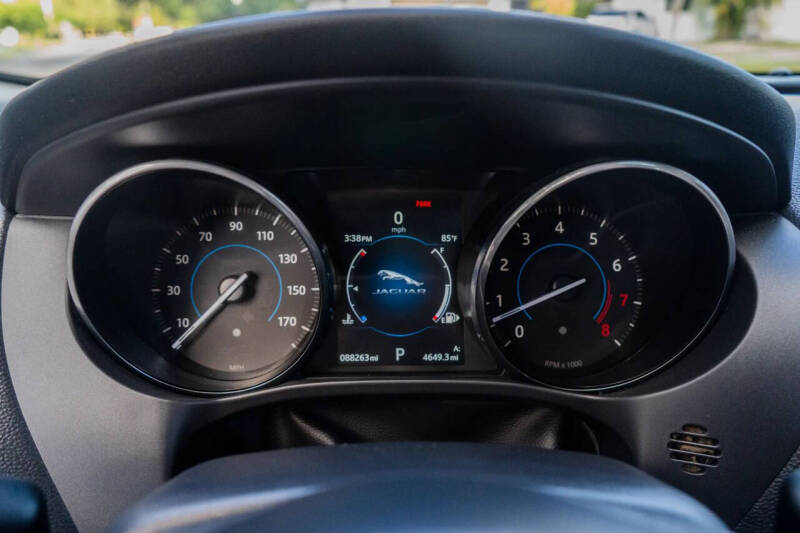 2017 Jaguar F-PACE 35t Premium