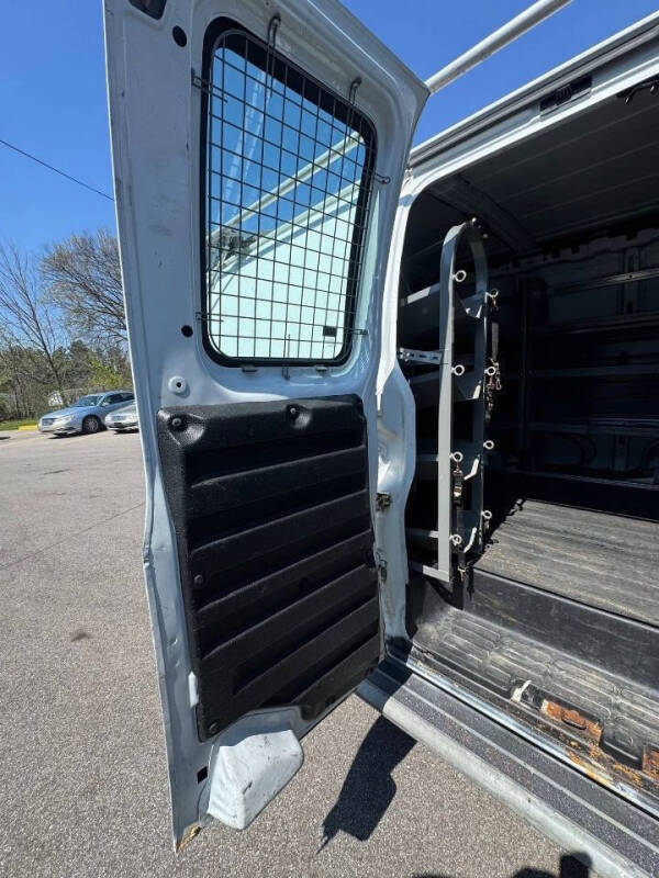 2017 GMC Savana 2500
