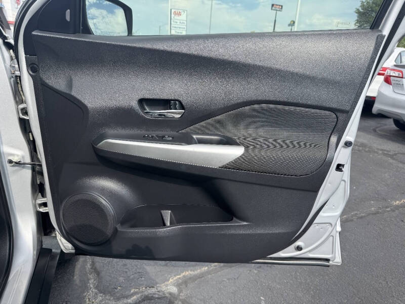 2019 Nissan Kicks SV