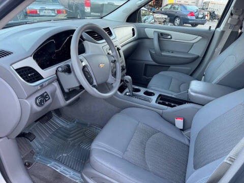2013 Chevrolet Traverse LS