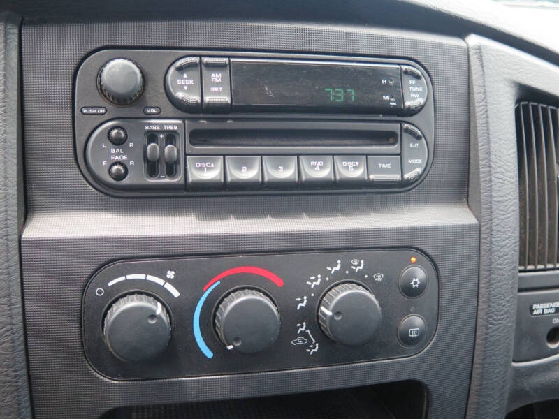 2004 Dodge Ram 1500 SLT