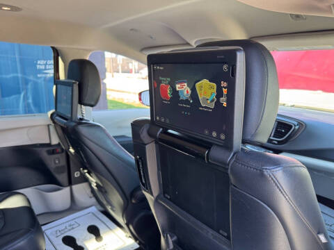 2018 Chrysler Pacifica Touring L Plus