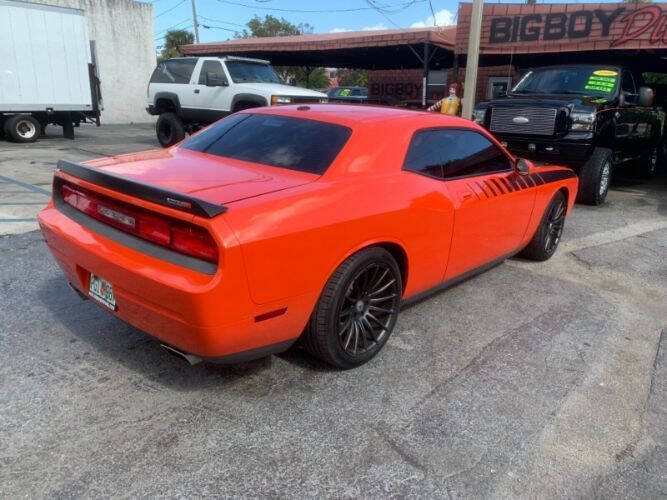 2009 Dodge Challenger SRT8