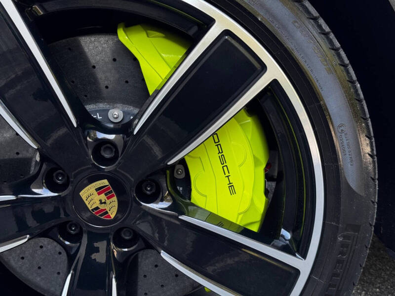 2022 Porsche Cayenne Turbo S E-Hybrid