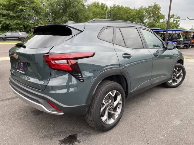 2025 Chevrolet Trax LT