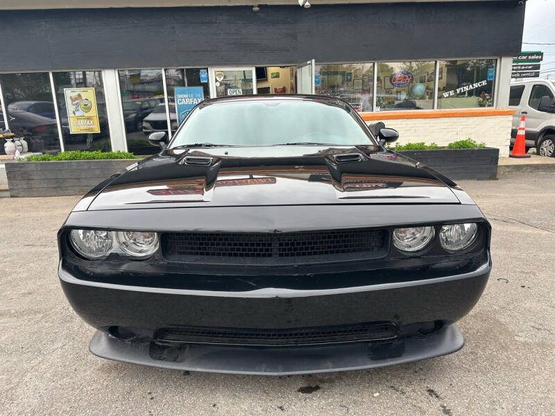 2014 Dodge Challenger SRT8 Core