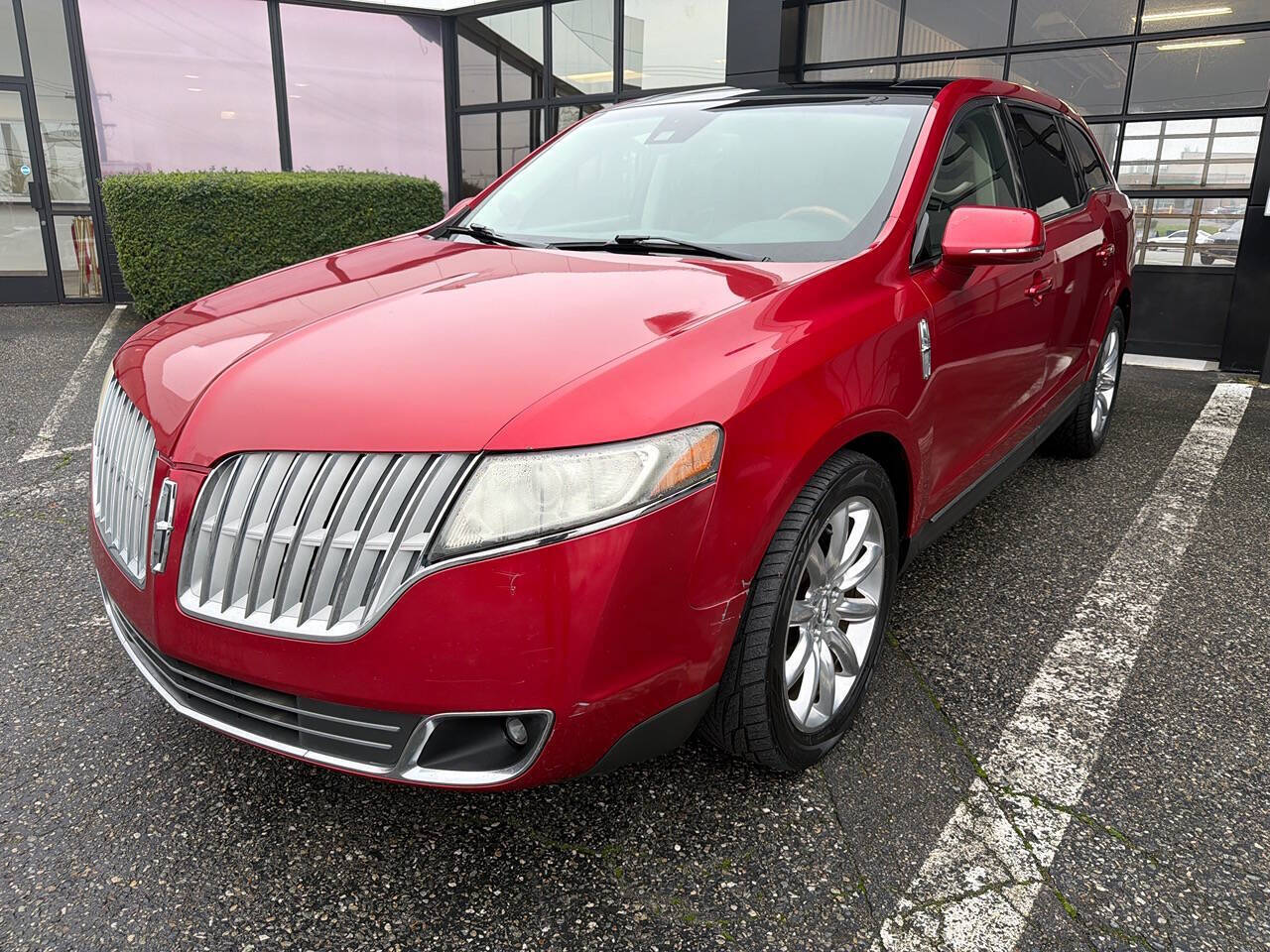 2011 Lincoln MKT FWD