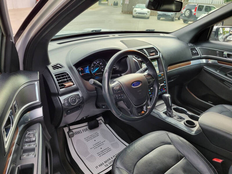 2017 Ford Explorer Limited