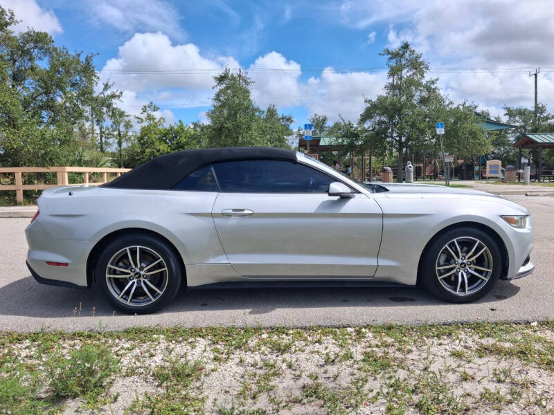 2016 Ford Mustang EcoBoost Premium
