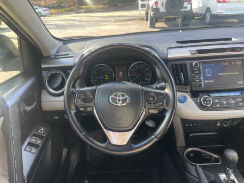 2017 Toyota RAV4 Hybrid XLE