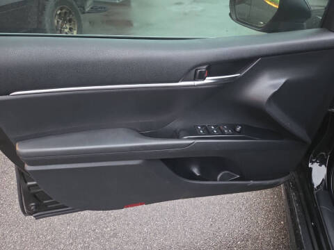 2020 Toyota Camry SE Nightshade