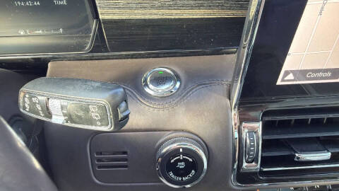 2018 Lincoln Navigator Black Label