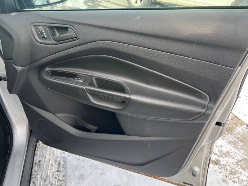 2014 Ford Escape S