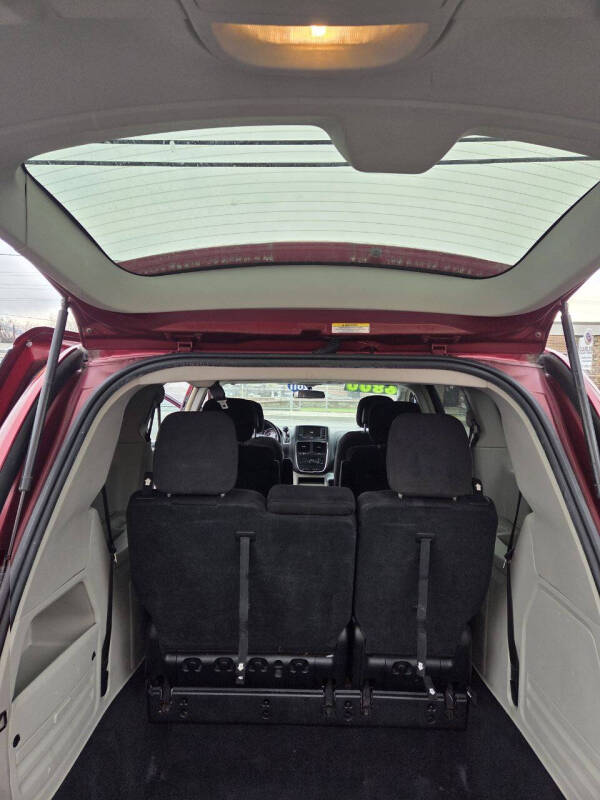 2011 Dodge Grand Caravan Crew