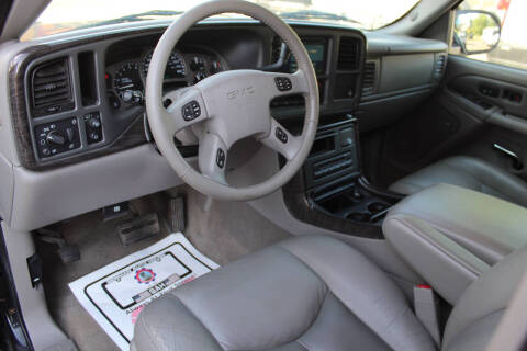 2005 GMC Yukon Denali