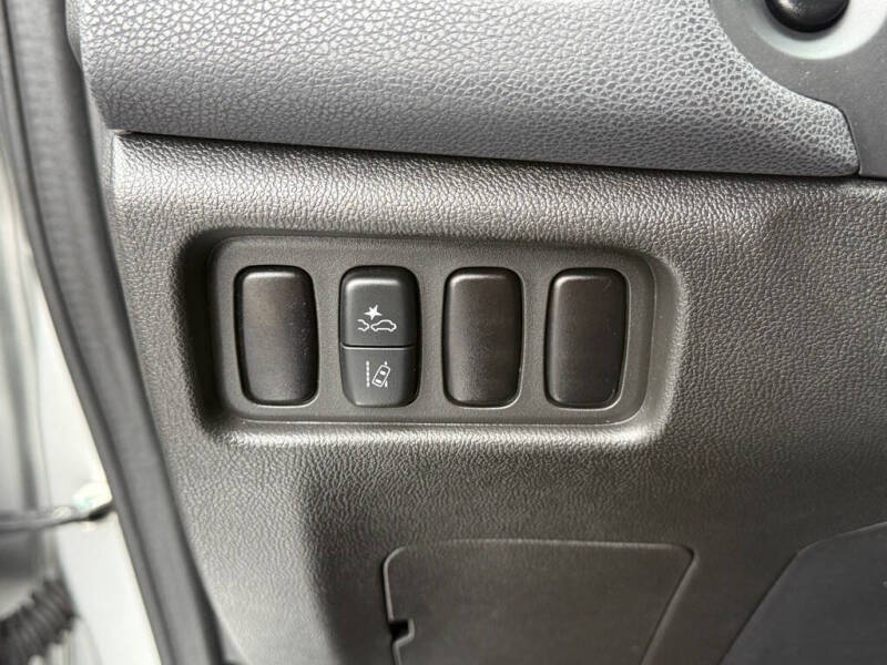 2022 Mitsubishi Outlander Sport LE