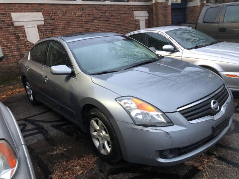 2008 Nissan Altima for sale at Klein on Vine in Cincinnati OH