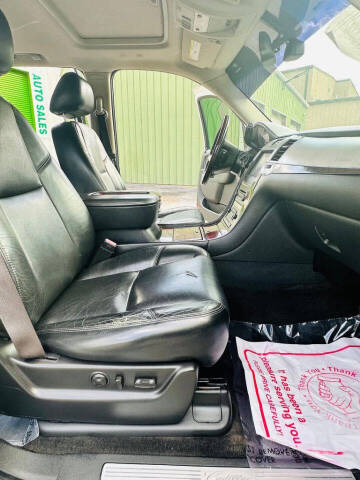 2013 Cadillac Escalade Luxury