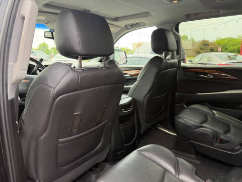 2015 Cadillac Escalade Luxury